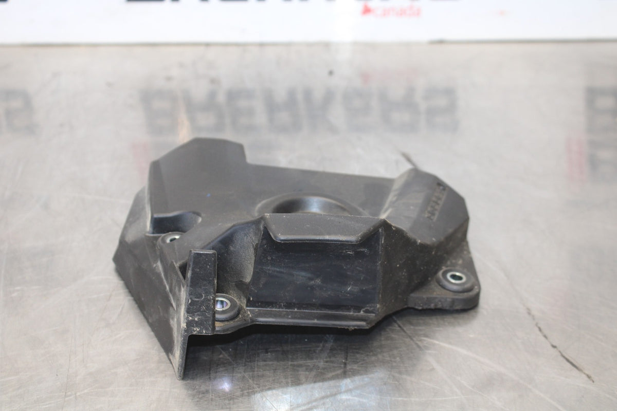 16 YAMAHA XSR900 ENGINE SPROCKET COVER BB786