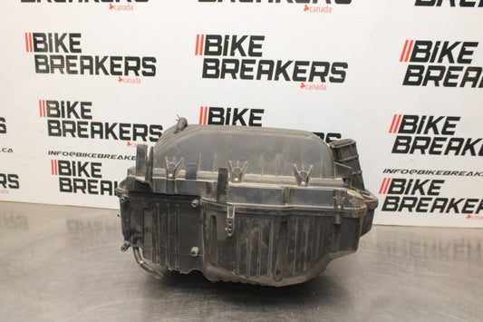 08 APRILIA SHIVER 750 AIRBOX AIR INTAKE FILTER BOX BB551