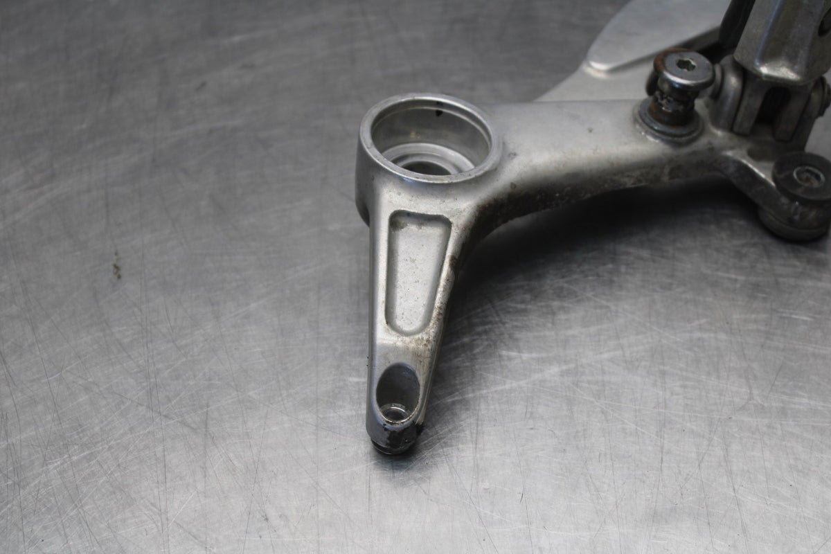 98-05 HONDA SUPER HAWK 1000 VTR1000F LEFT REARSET REAR SET DRIVER FOOT PEG BB924