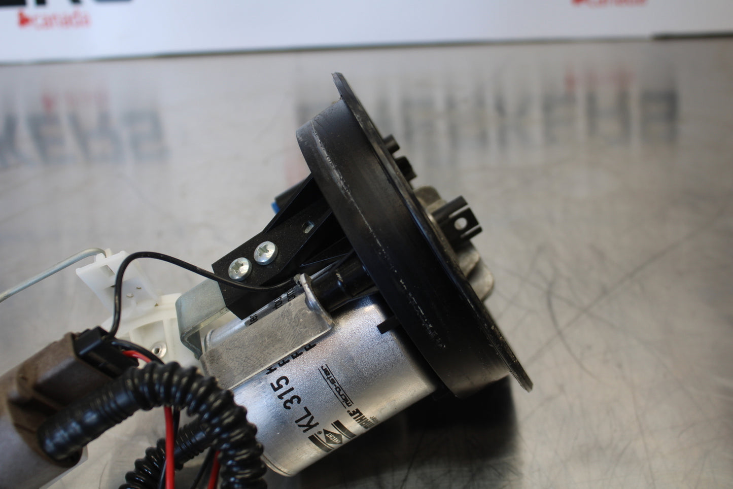 06-12 BMW F800ST FUEL PUMP GAS PETROL SENDER UNIT BB144