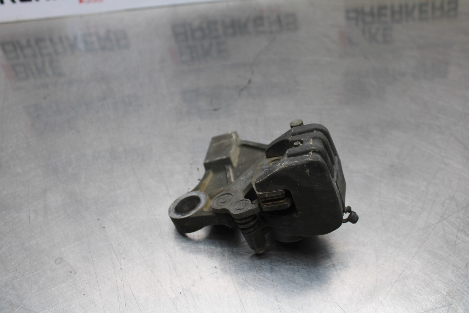 07-08 KAWASAKI NINJA ZX6R REAR BACK BRAKE CALIPER W MOUNT BRACKET BB203