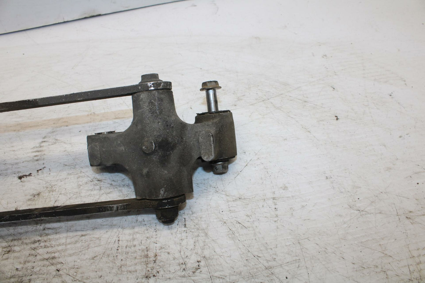 07-08 KAWASAKI NINJA ZX6R REAR DOGBONE SHOCK LINKAGE LINK BB274