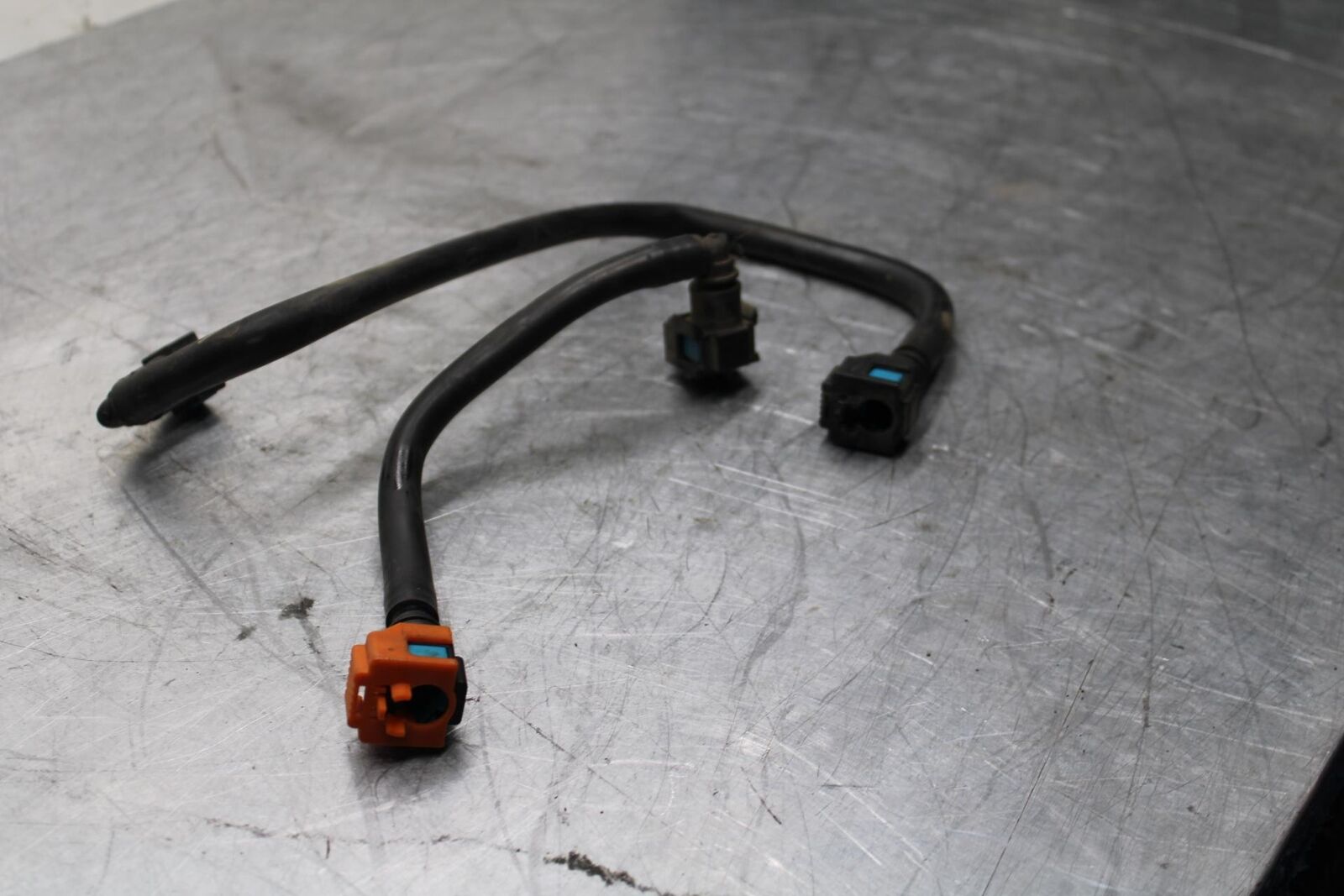 09-14 YAMAHA YZF R1 FUEL HOSE GAS LINE TUBE PIPE BB448