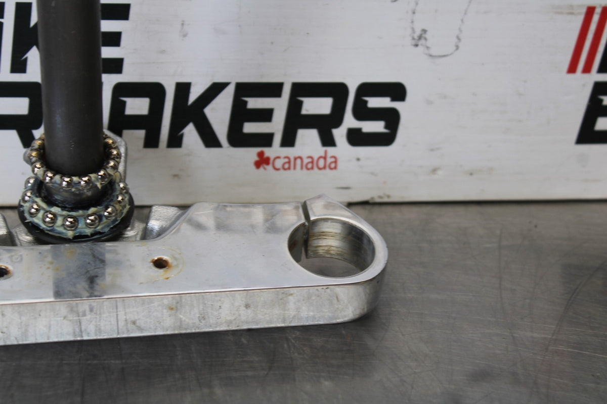 03 HONDA SHADOW SPIRIT 750 VT750DC FRONT FORKS CLAMP LOWER TRIPLE TREE BB907