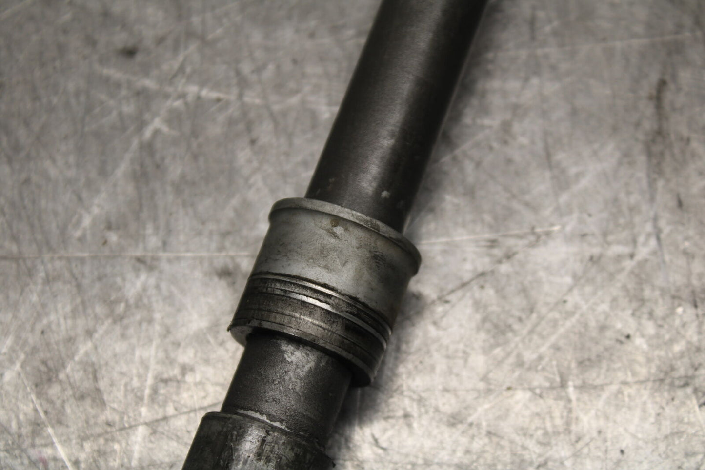 10-13 HONDA SHADOW RS 750 VT750RS FRONT WHEEL RIM AXLE PIVOT BOLT BB718