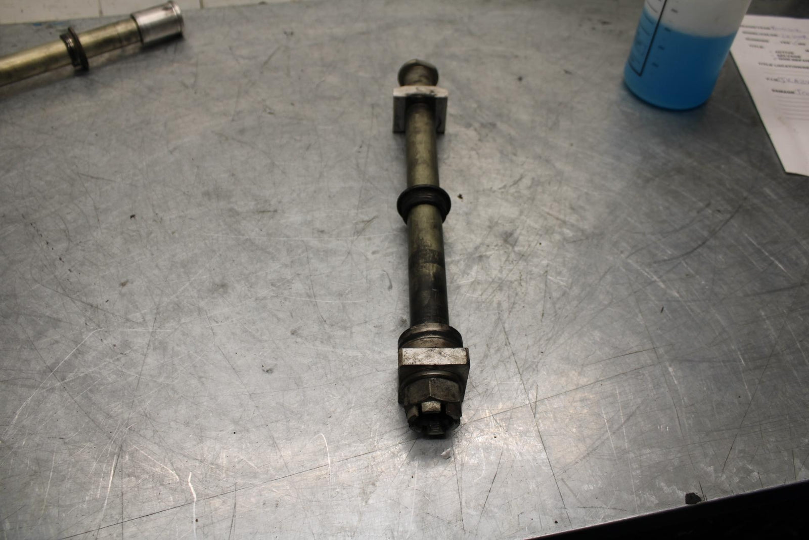 11-15 KAWASAKI ZX1000R REAR AXLE BACK WHEEL RIM PIVOT BOLT AXEL BB445