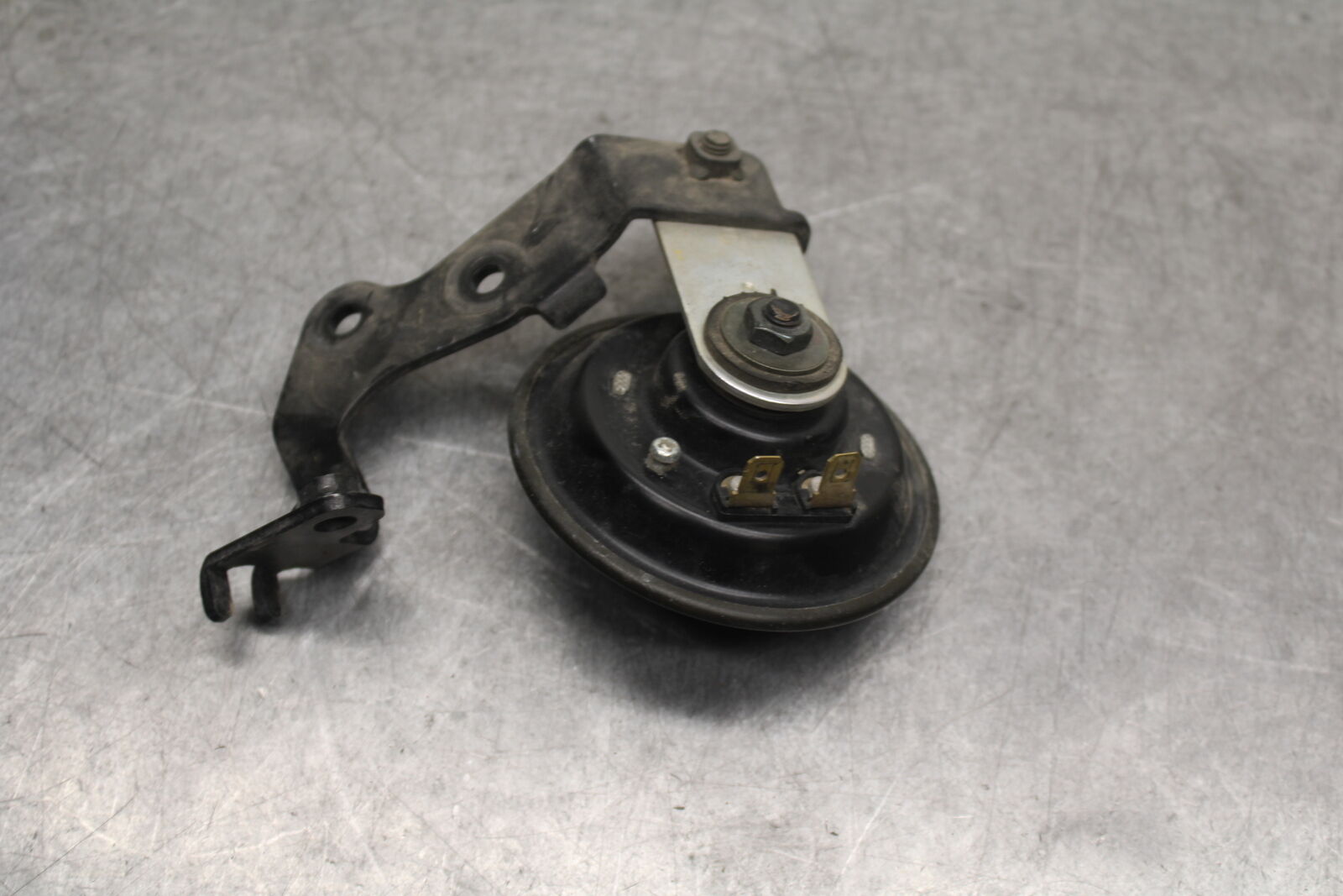 07-08 YAMAHA YZF R1 HORN SIGNAL BB675