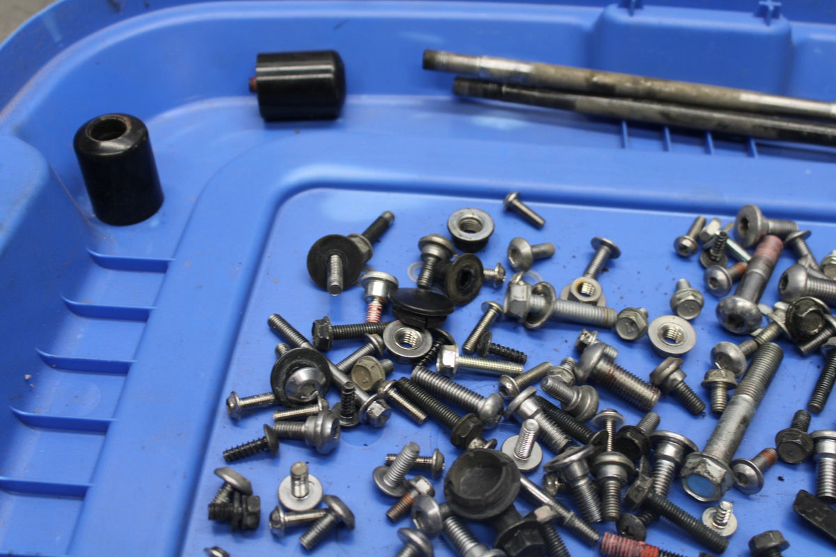 07-08 KAWASAKI NINJA ZX6R MOUNTING BOLTS HARDWARE SCREWS BB937