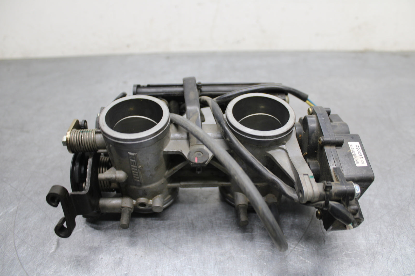 07-09 KAWASAKI VERSYS 650 MAIN FUEL INJECTORS / THROTTLE BODIES BB125