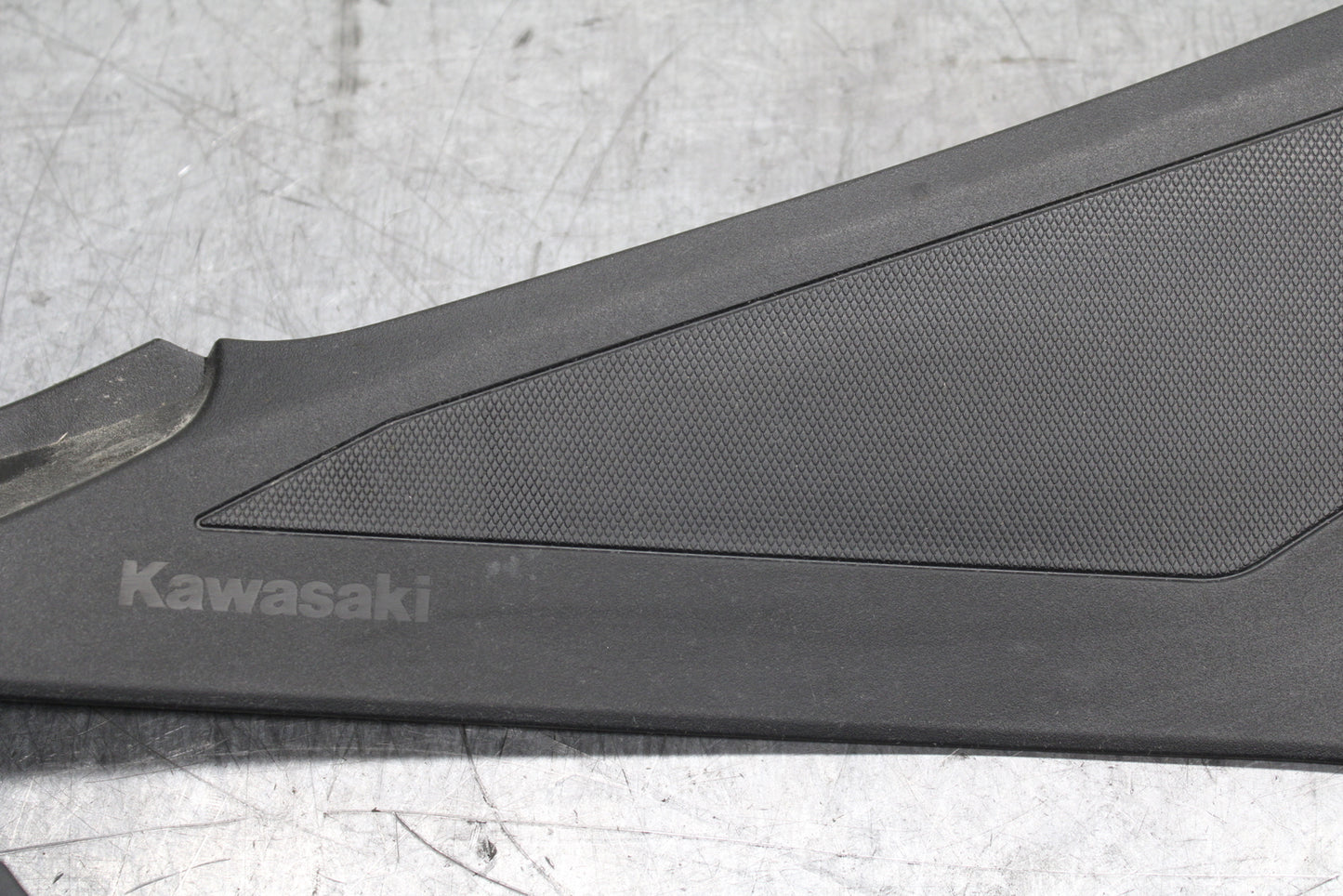 24 KAWASAKI NINJA 500 ABS RIGHT LEFT SIDE SEAT PANELS TRIMS COWLS FAIRINGS BB744