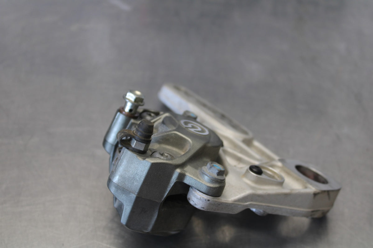 24 APRILIA TUONO V4 1100 FACTORY ABS REAR BRAKE CALIPER MOUNT BRACKET BB887