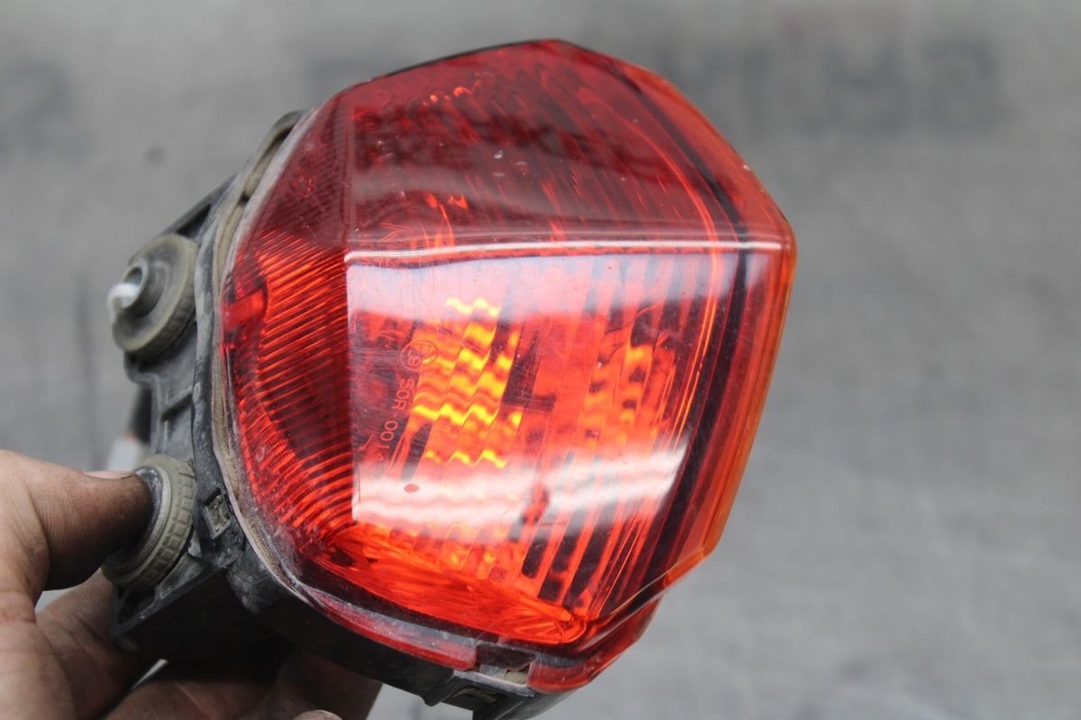 09 KAWASAKI NINJA 250R REAR TAIL TAILLIGHT BACK BRAKE LIGHT BB824