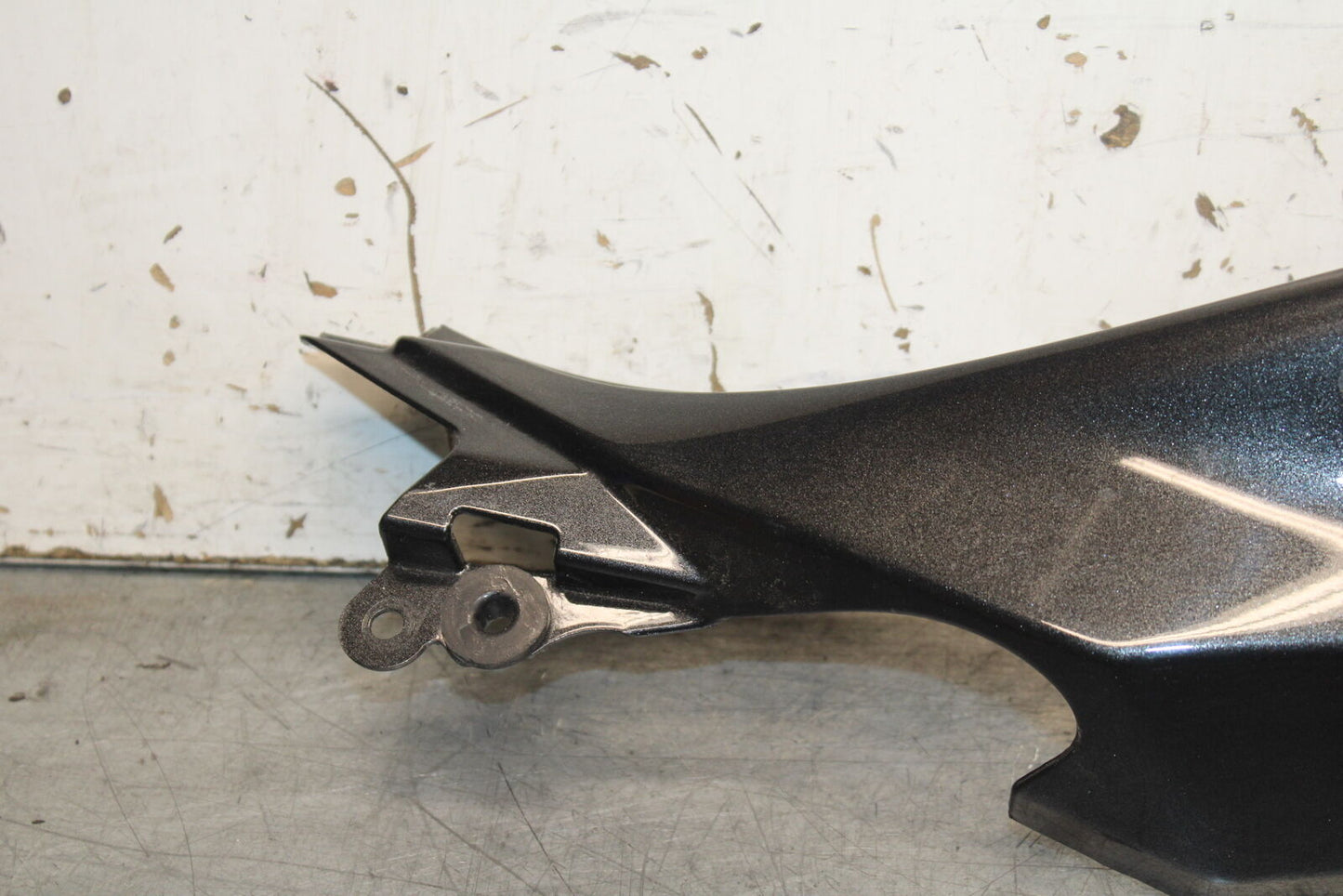 18-23 KAWASAKI NINJA 400 EX400 ABS LEFT REAR BACK TAIL FAIRING COWL SHROUD BB747