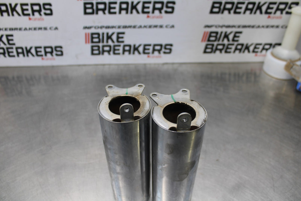 02 KAWASAKI VULCAN 800 VN800B CLASSIC FORK LOWER COVERS BOTTOM GUARDS BB862