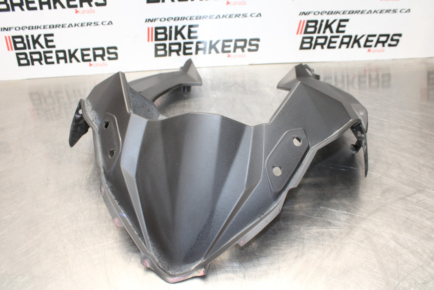 18-23 KAWASAKI NINJA 400 EX400 ABS FRONT CENTER COWL FAIRING BB177