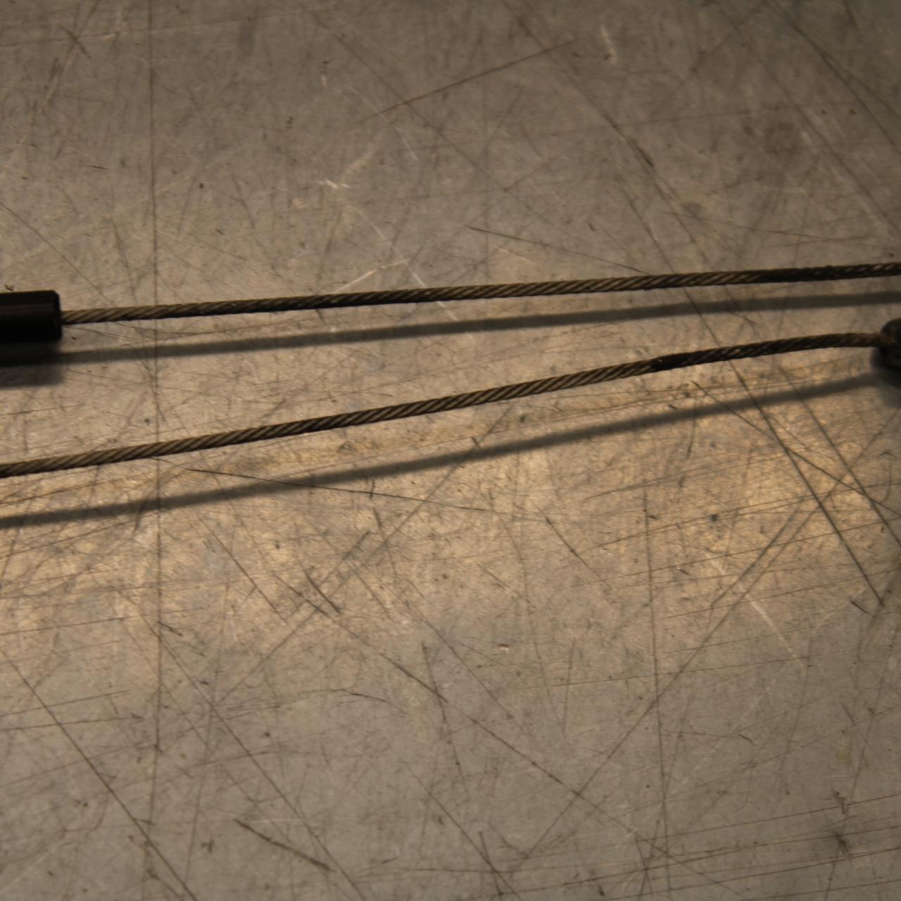 21 KAWASAKI NINJA ZX6R THROTTLE CABLES LINES BB647