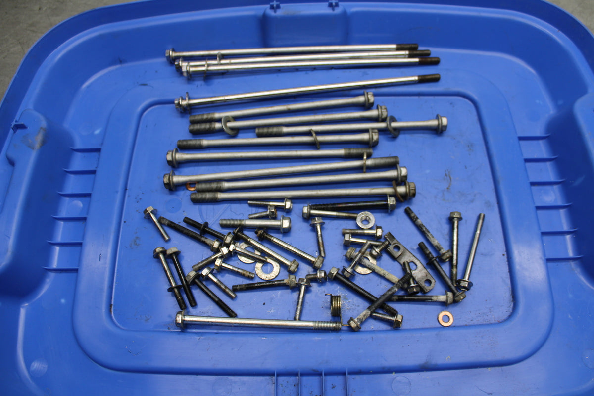 87-03 SUZUKI INTRUDER 1400 VS1400GLP ENGINE BOLTS HARDWARE BB752