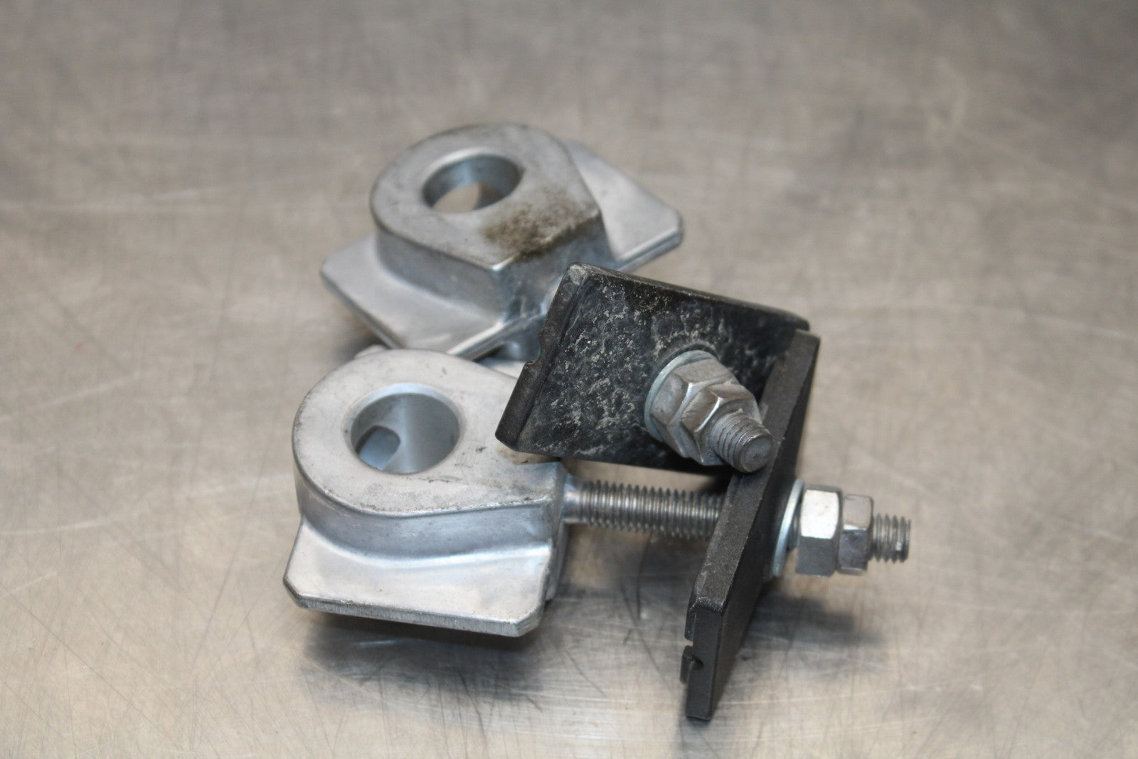 18-23 KAWASAKI NINJA 400 EX400 SWINGARM CHAIN TENSIONER ADJUSTMENT BB177