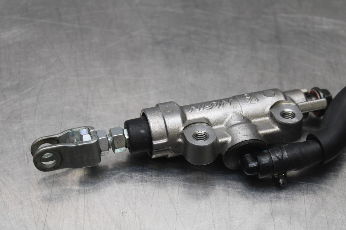 17-18 YAMAHA YZF R3 REAR BACK BRAKE MASTER CYLINDER W RESERVOIR BB788