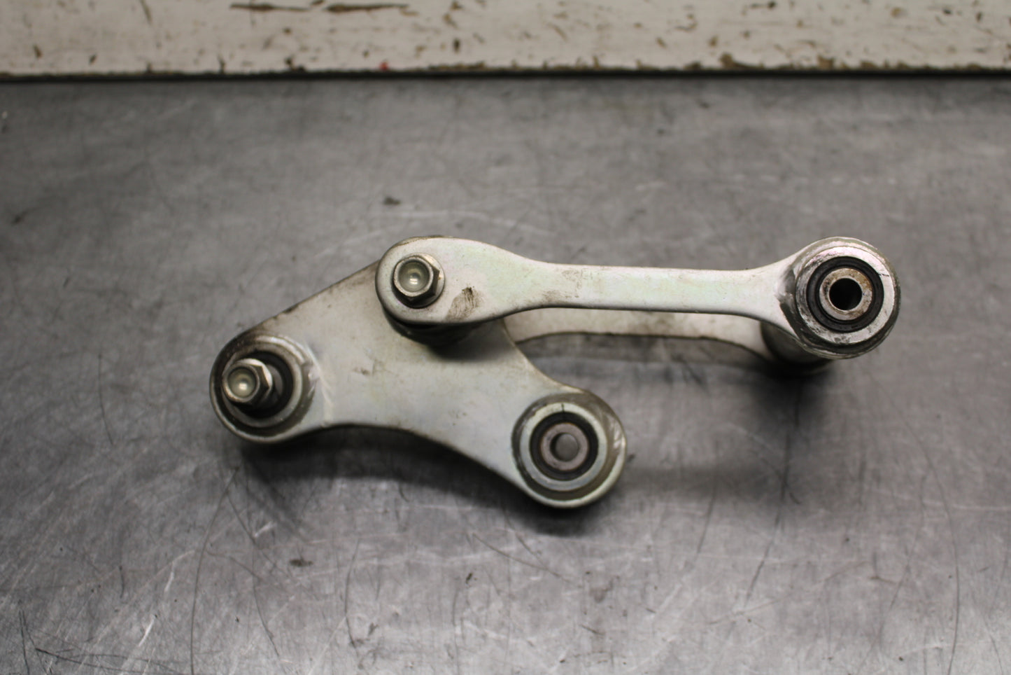 15-16 HONDA CB300F REAR DOGBONE SHOCK LINKAGE LINK BB740