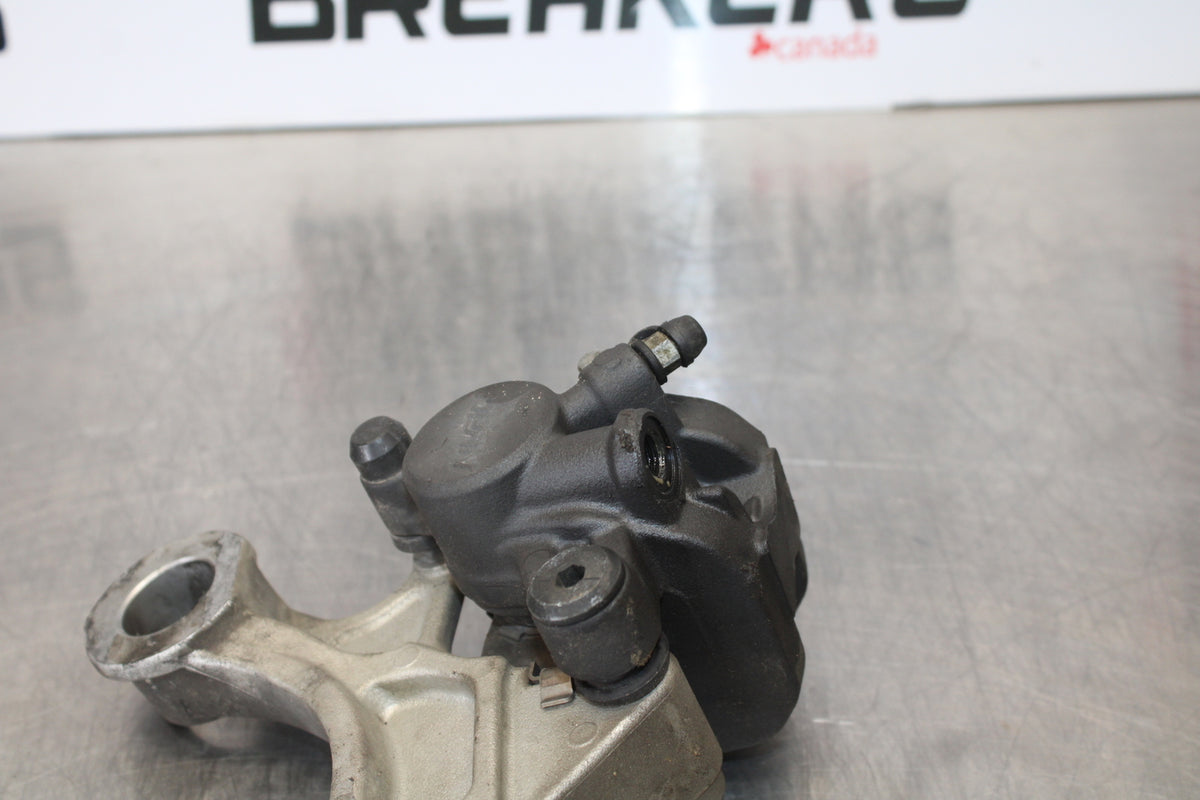 06-07 HONDA CBR1000RR REAR BACK BRAKE CALIPER W MOUNT BRACKET BB166