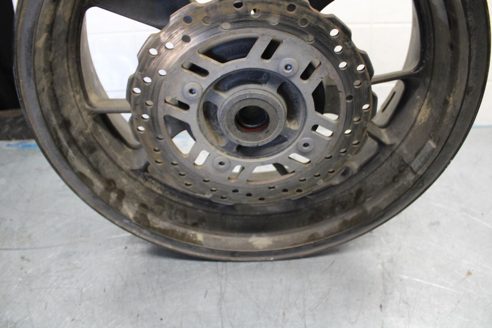 06-07 KAWASAKI NINJA ZX14R REAR WHEEL BACK RIM  BB433