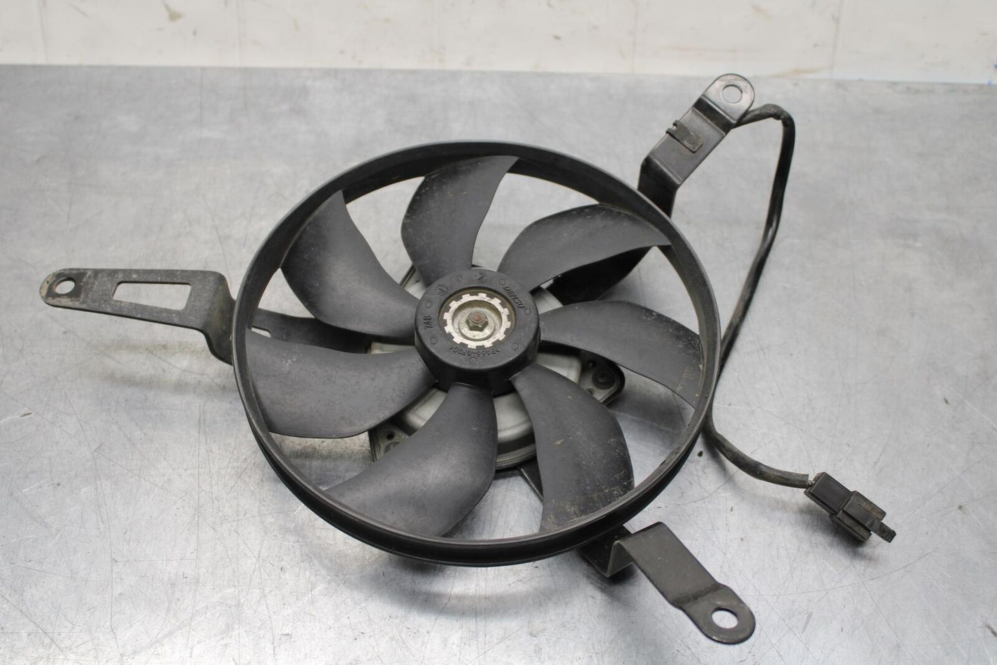 2011 Kawasaki Ninja ZX6R ZX600R ENGINE RADIATOR COOLING FAN 59502-0580 BB587