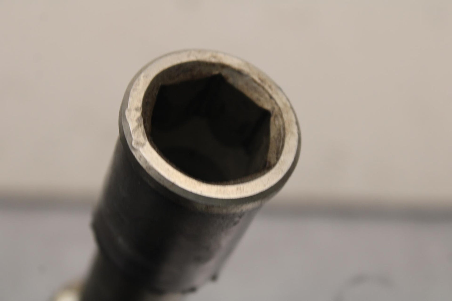 03-08 KAWASAKI VULCAN 1600 FRONT WHEEL RIM AXLE PIVOT BOLT BB616