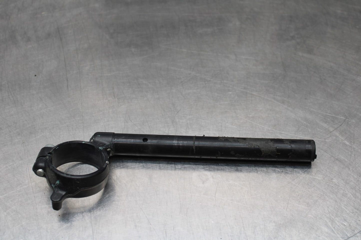 11-22 SUZUKI GSXR 600  LEFT CLIP ON HANDLEBAR BB193