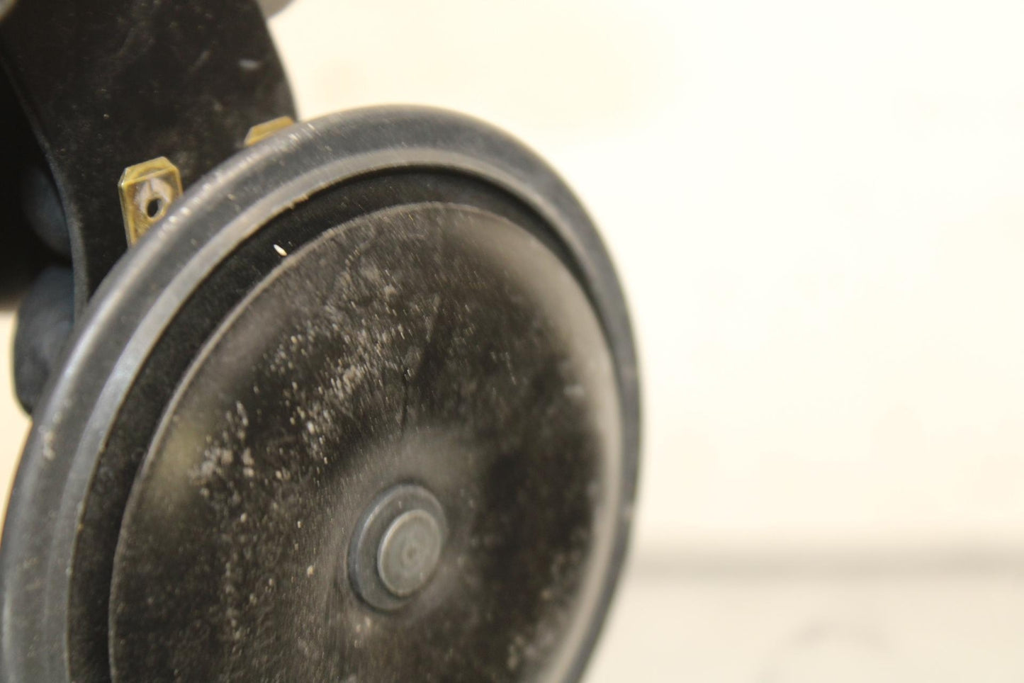 11-23 SUZUKI GSXR 750 HORN SIGNAL BB630