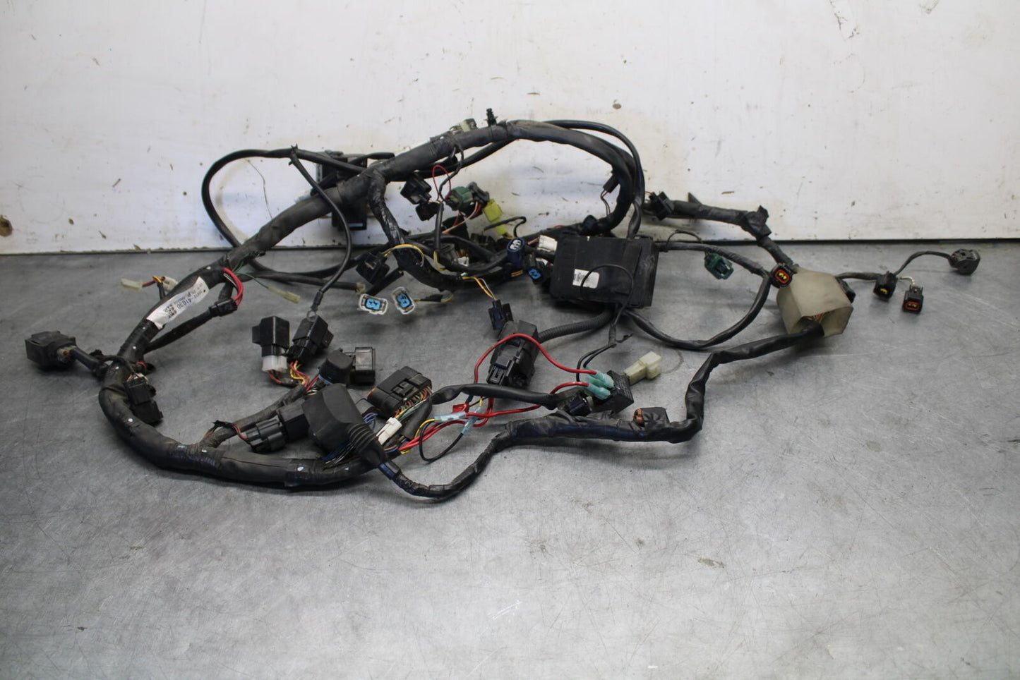 05-06 SUZUKI GSXR1000 MAIN ENGINE WIRING HARNESS WIRE LOOM 36610-41G30 BB677