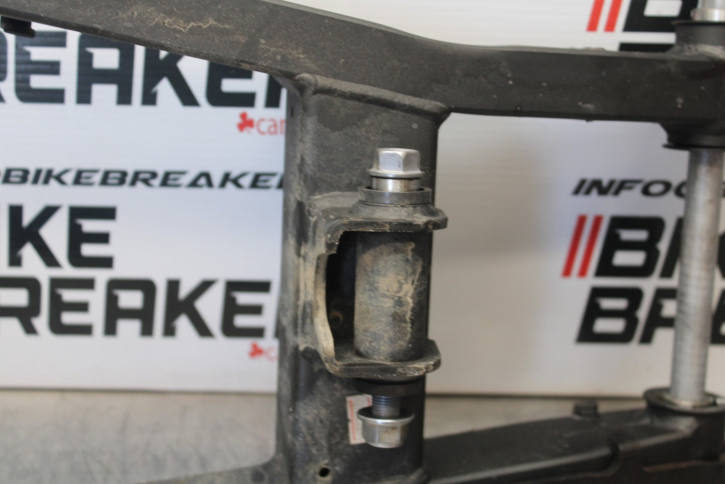 18-23 KAWASAKI NINJA 400 EX400 ABS REAR SWINGARM BACK SUSPENSION SWING ARM BB192