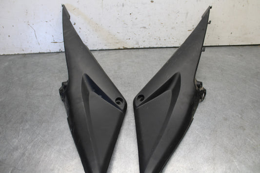 05-06 HONDA CBR600RR RIGHT LEFT FRONT SIDE SEAT PANELS COWLS FAIRINGS  BB689