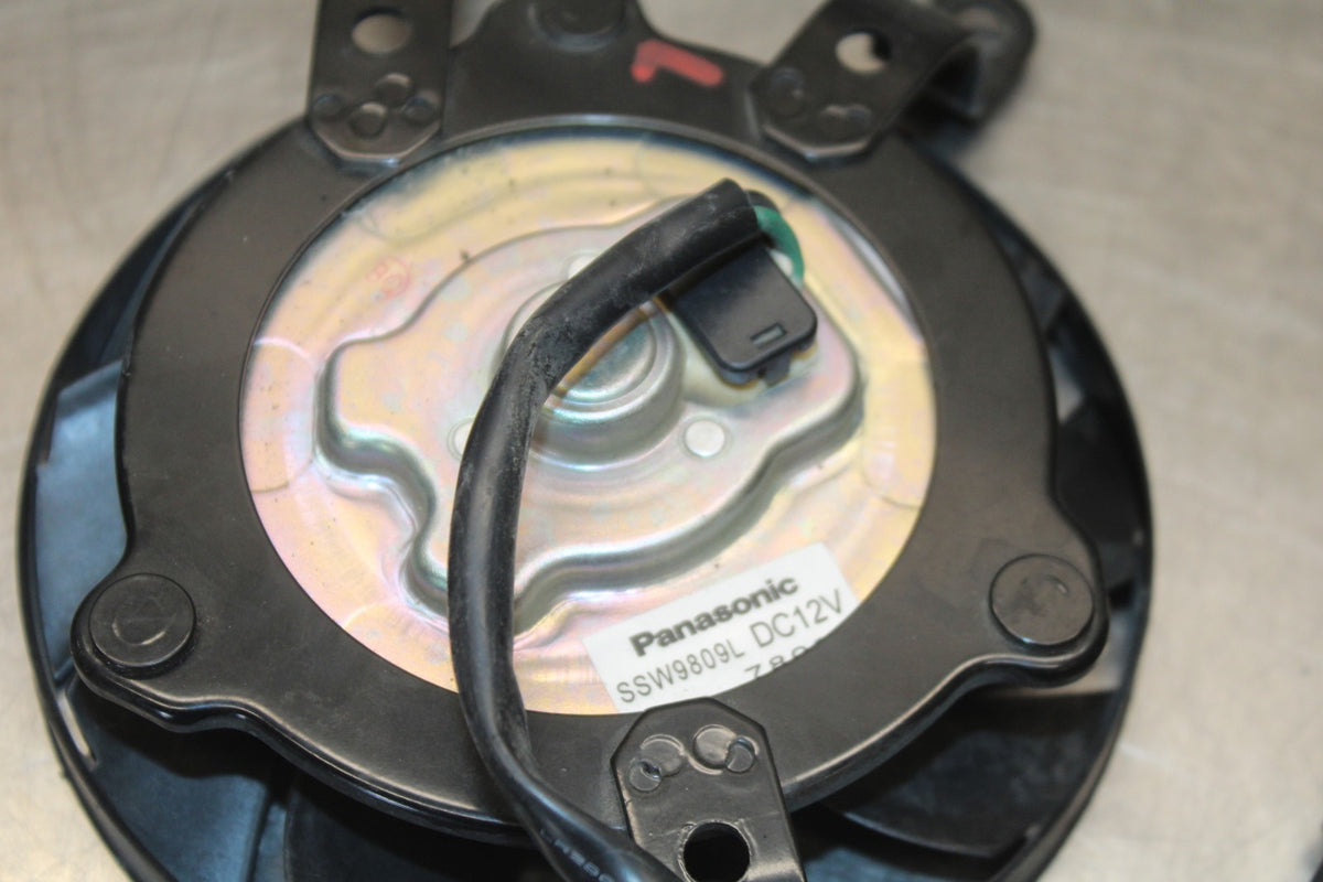 08-16 YAMAHA YZF R6 LEFT ENGINE RADIATOR COOLING FAN MOTOR  BB929