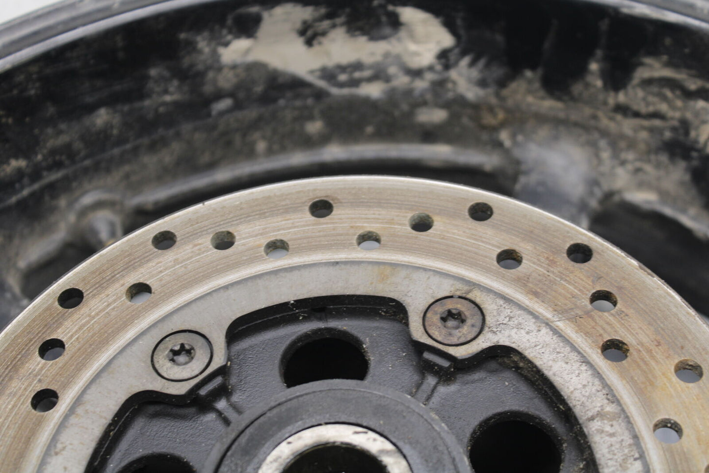 06-07 YAMAHA YZF R6 REAR WHEEL BACK RIM AND ROTOR BB742