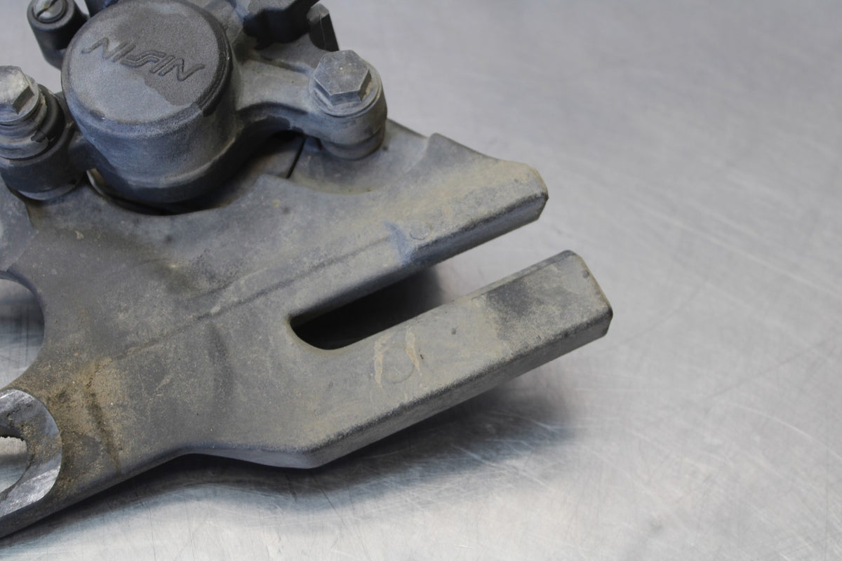 15 TRIUMPH TIGER 800 REAR BACK BRAKE CALIPER W MOUNT BRACKET BB873