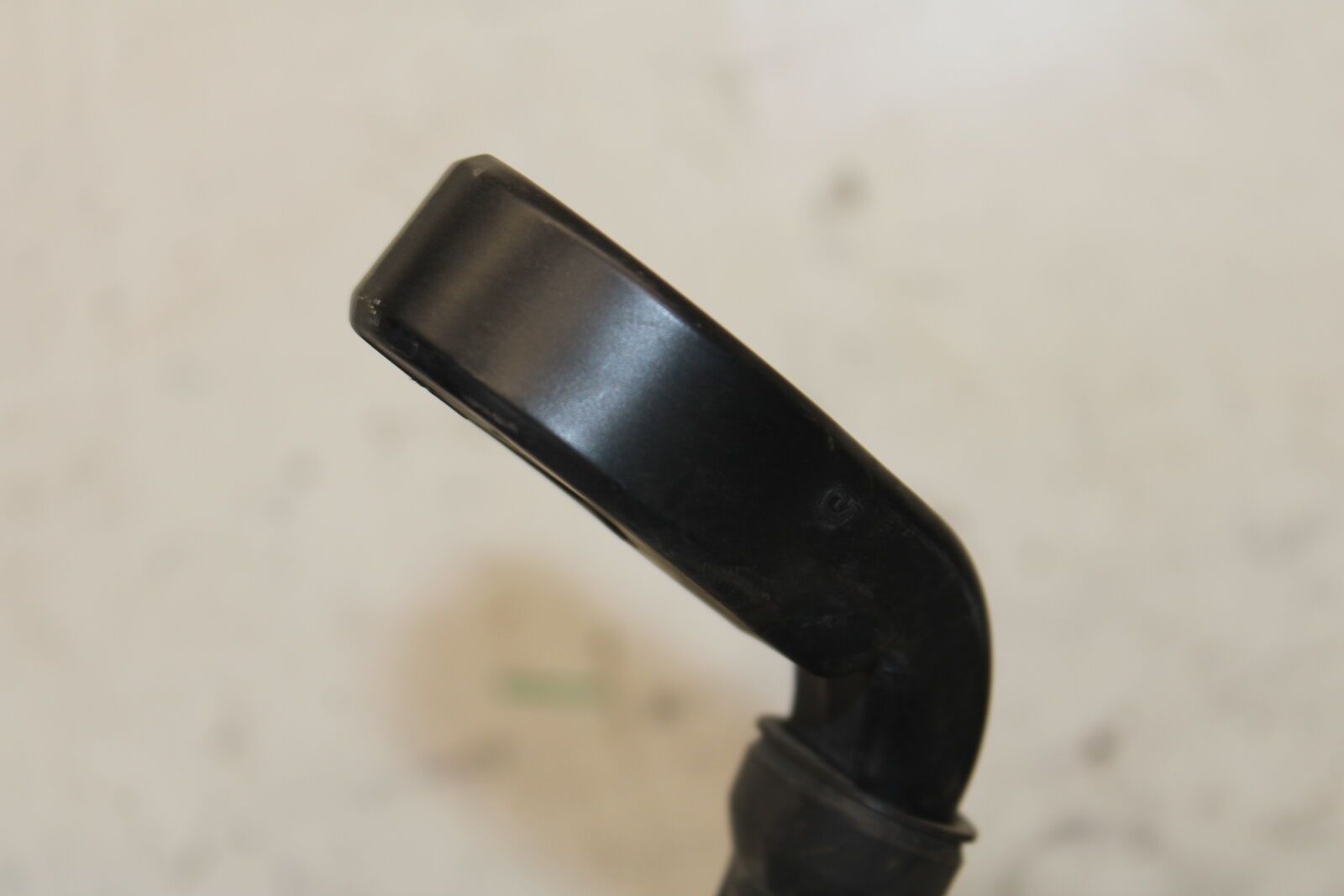 19-23 KAWASAKI NINJA ZX6R THROTTLE CABLE LINE HOUSING GUIDE BB701