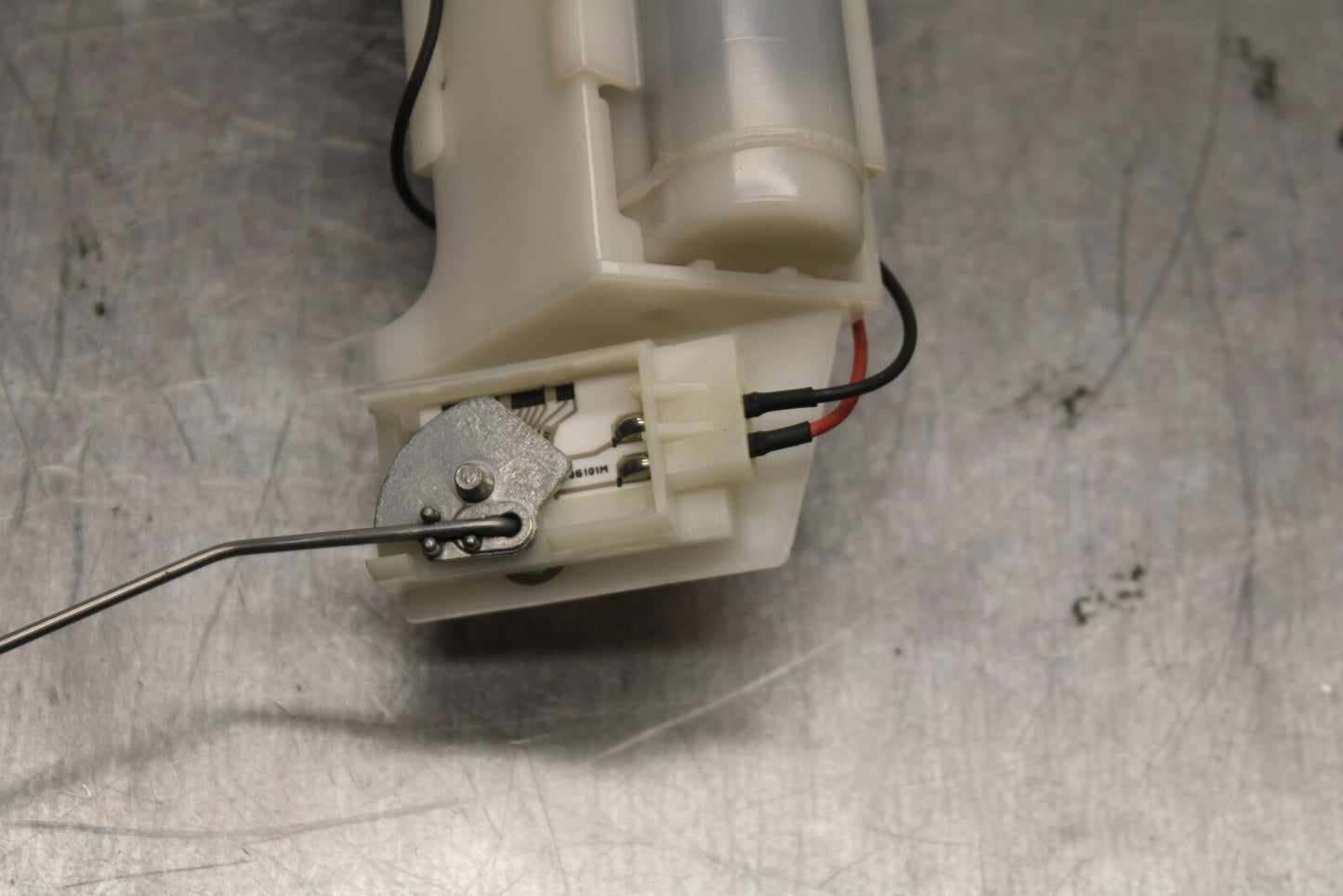 19-22 KAWASAKI Z400 FUEL PUMP GAS PETROL SENDER UNIT BB738