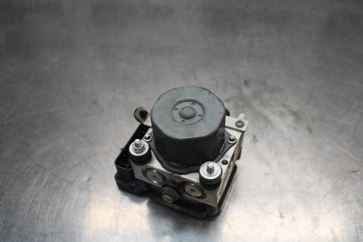 12-14 BMW S1000RR ABS PUMP UNIT MODULE BB204