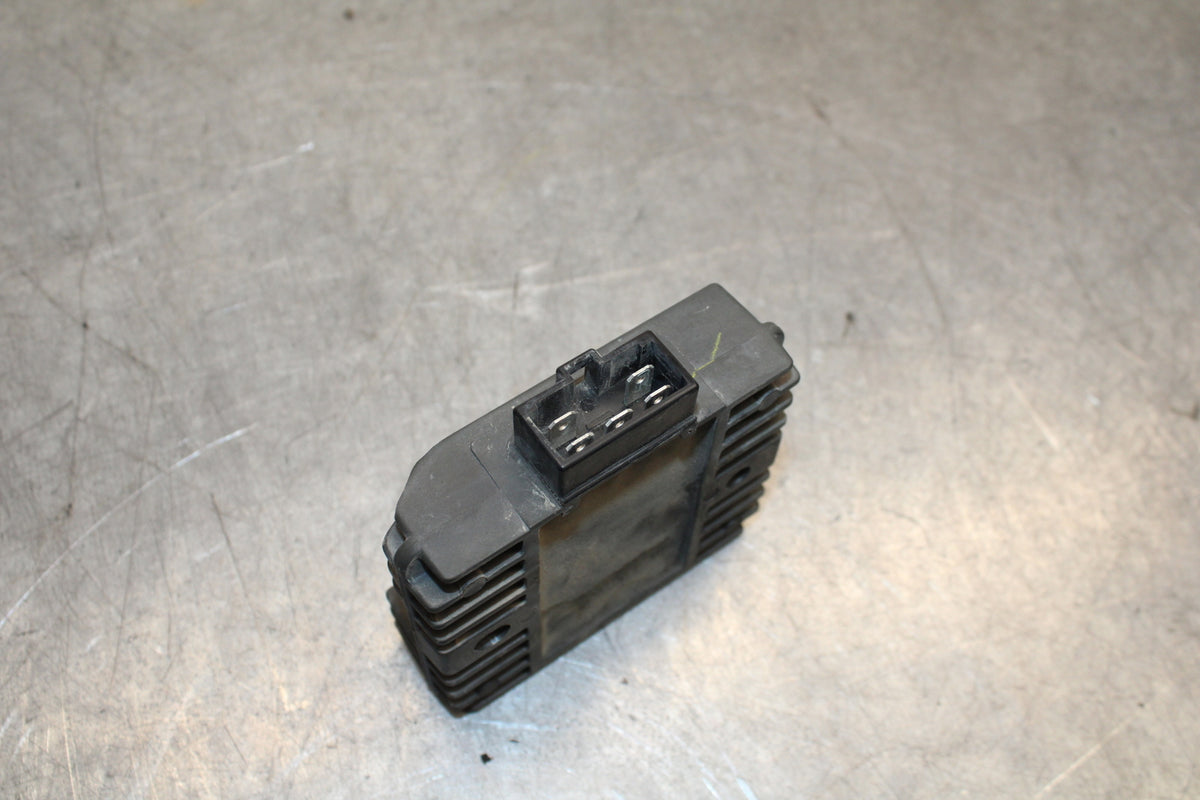 09-15 YAMAHA FZ6R RECTIFIER VOLTAGE REGULATOR  BB686