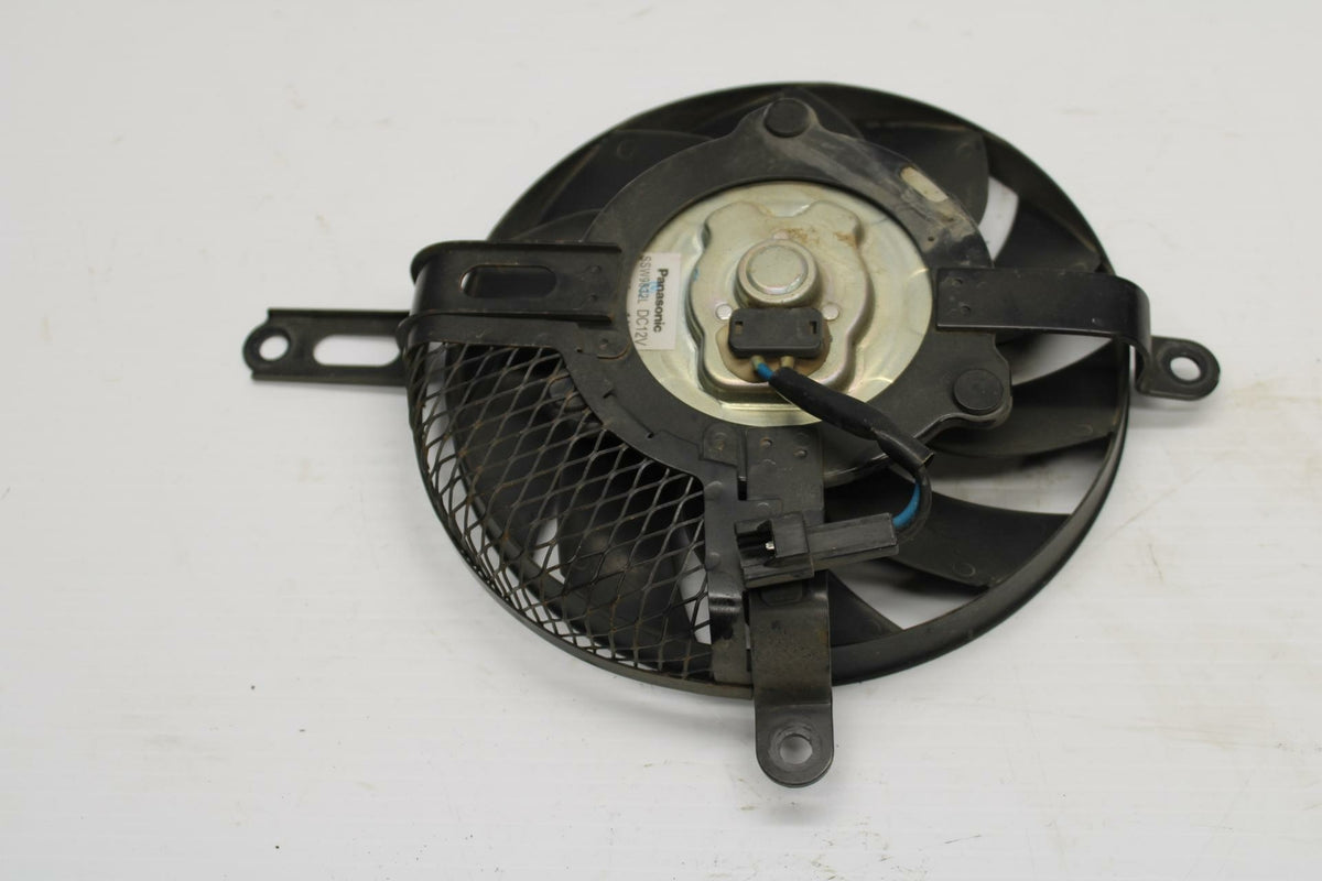 11-19 SUZUKI GSXR600 ENGINE RADIATOR COOLING FAN BB 241