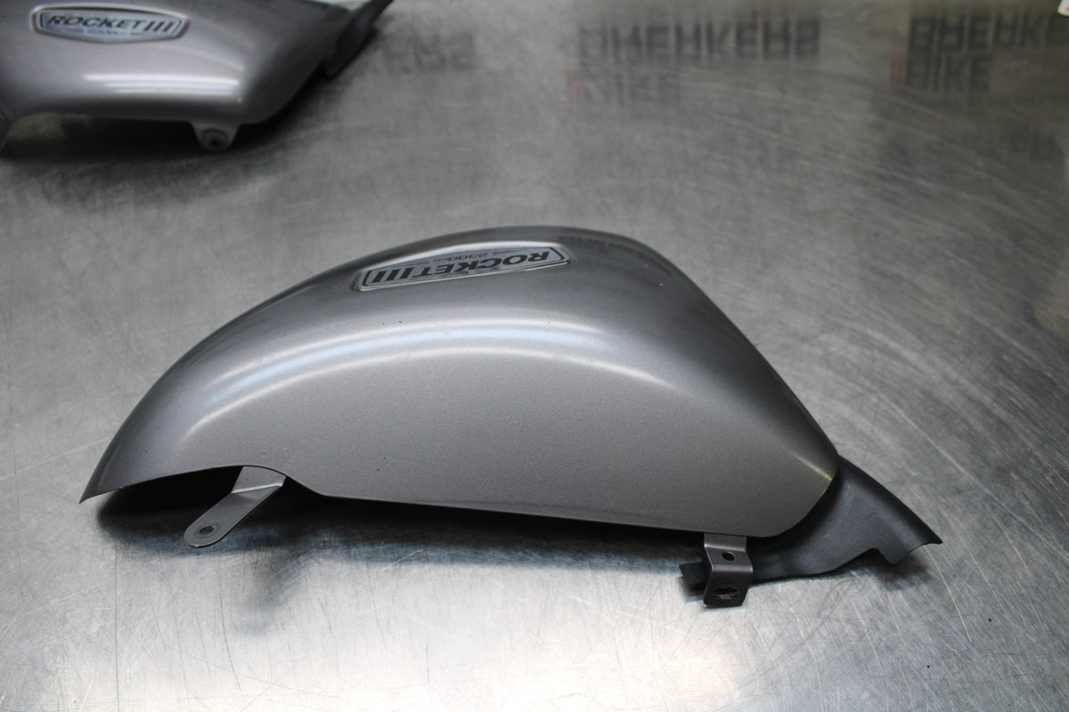 05 TRIUMPH ROCKET III SIDE COVER PANEL COWL FAIRING SET PAIR BB186