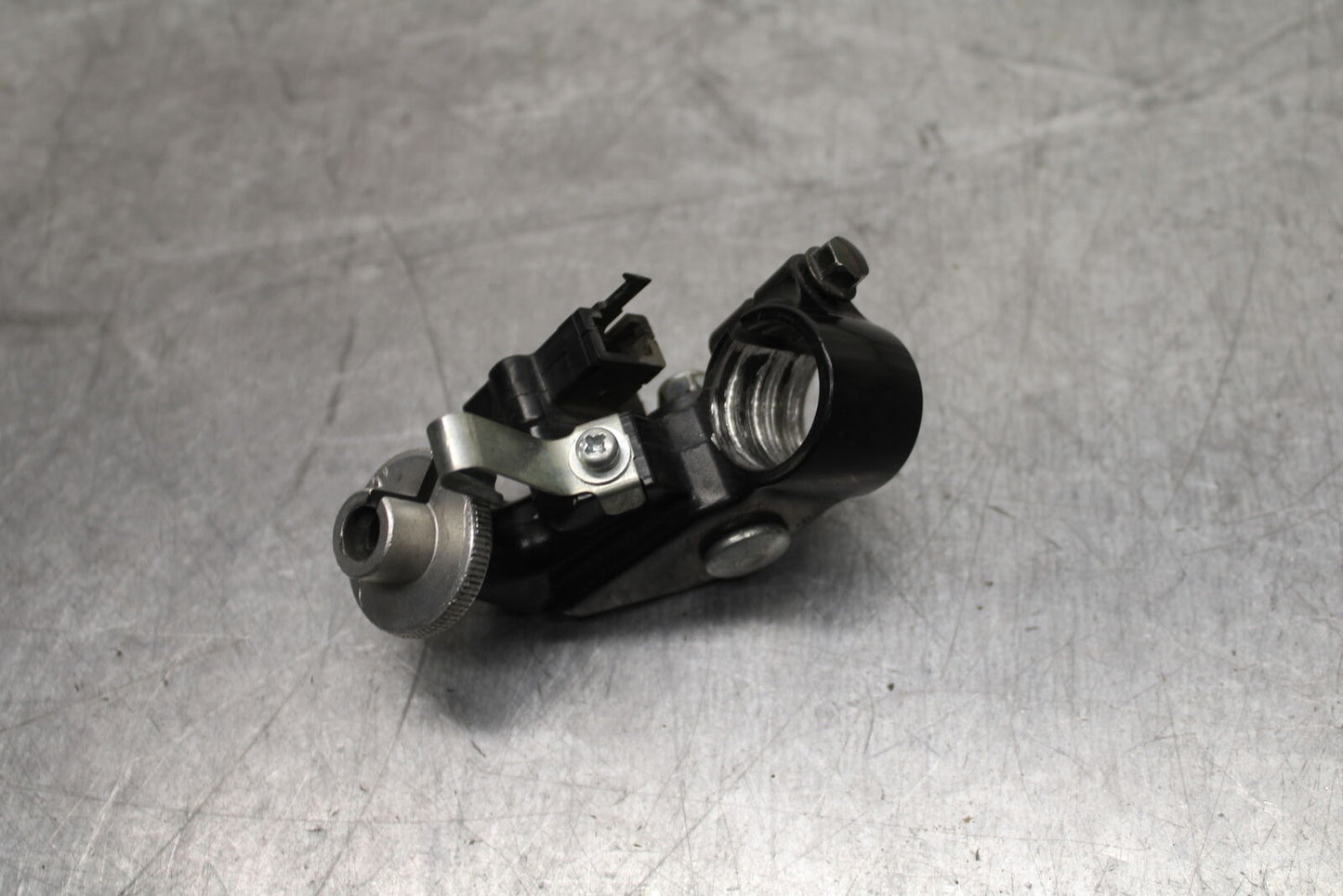 06-07 SUZUKI GSXR 600 CLUTCH LEVER PERCH MOUNT BRACKET BB737