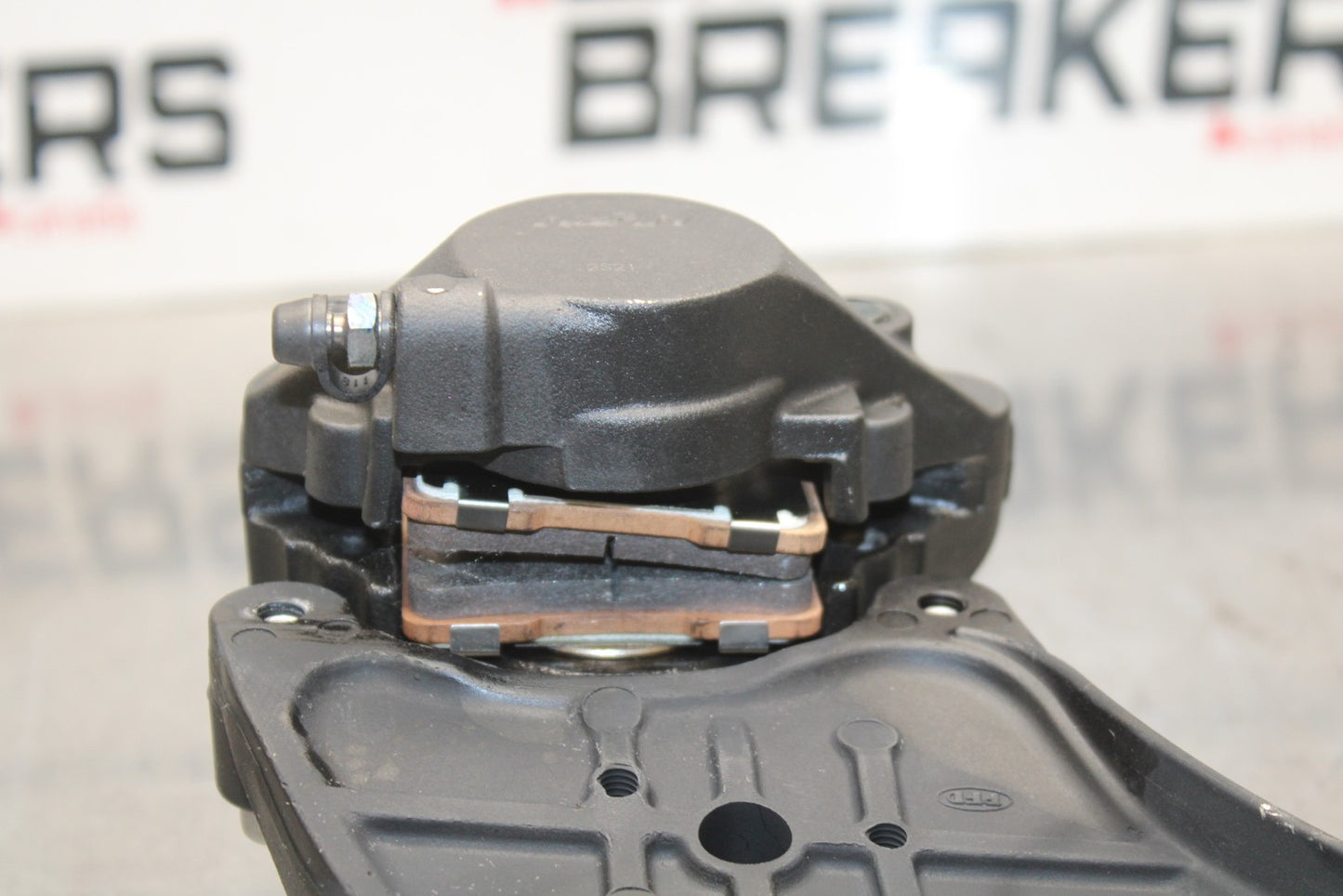 23-24 KAWASAKI NINJA ZX14R REAR BACK BRAKE CALIPER W MOUNT BRACKET BB764