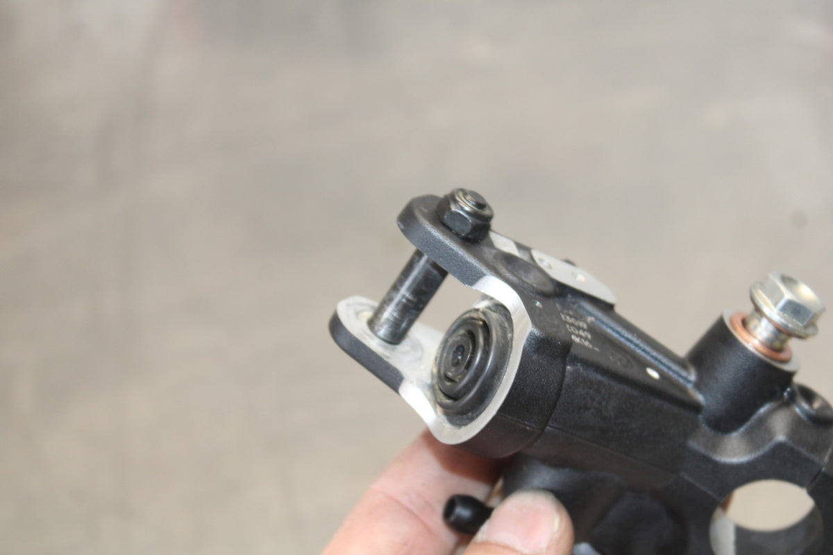 24 APRILIA TUONO V4 1100 FACTORY ABS FRONT BRAKE MASTER CYLINDER BB887