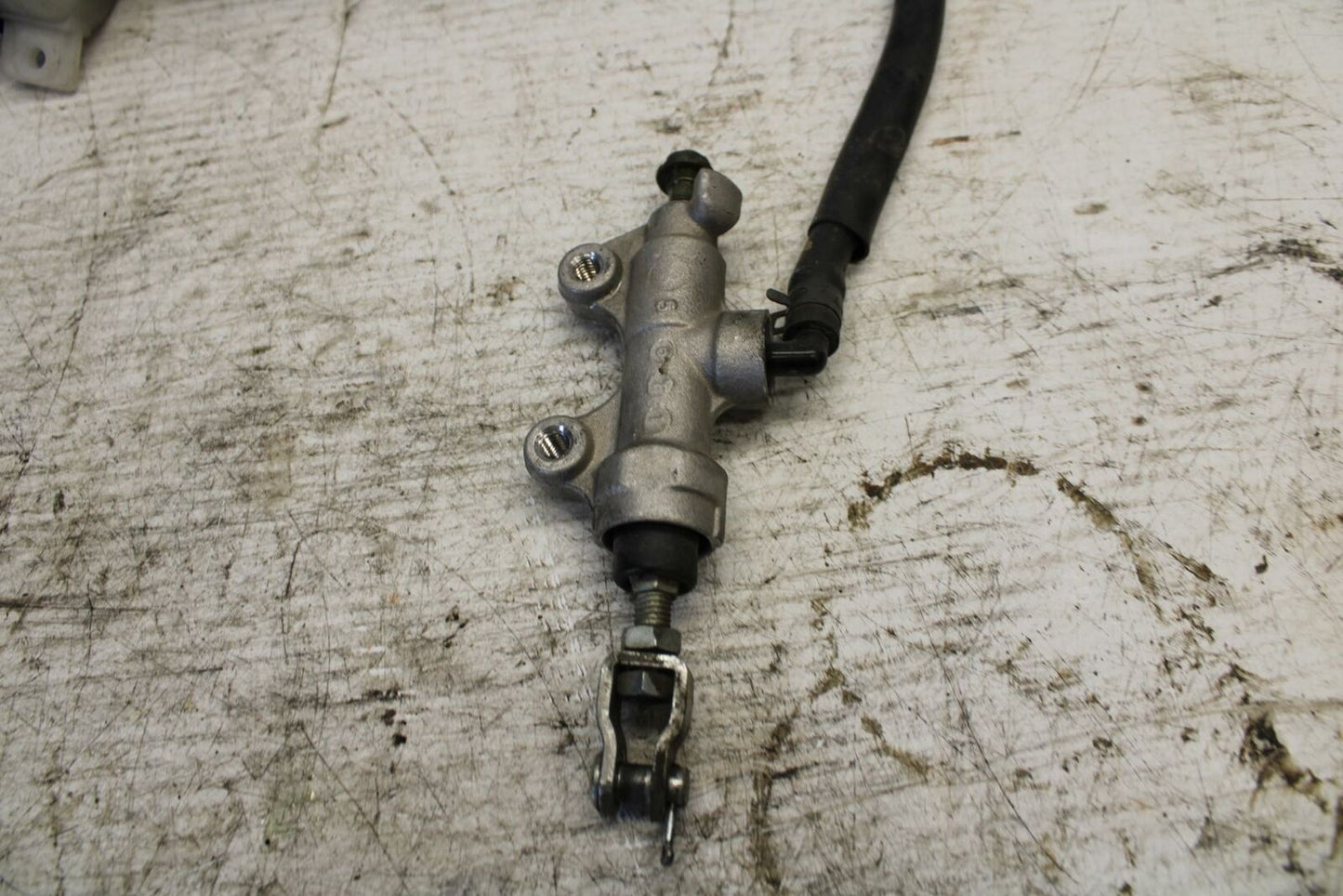 07-09 KAWASAKI VERSYS 650 REAR BACK BRAKE MASTER CYLINDER W RESERVOIR BB302