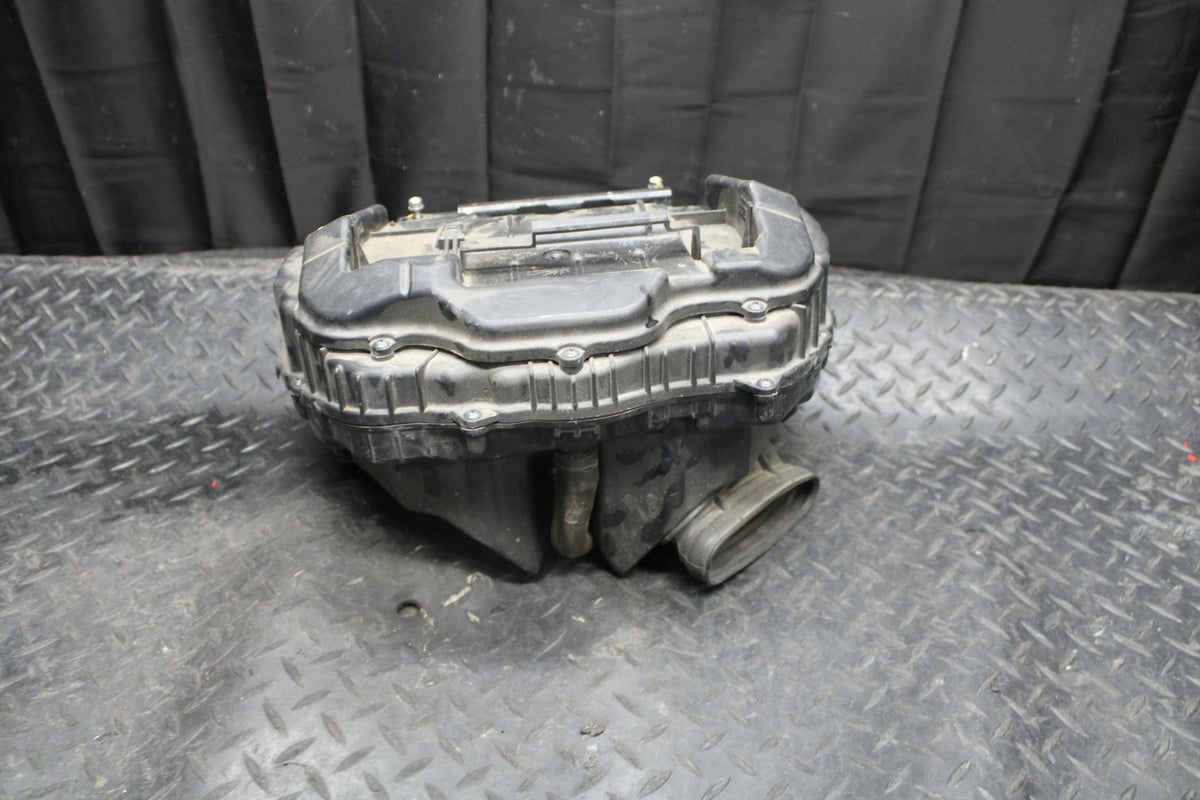 10-11 HONDA CBR1000RR AIRBOX AIR INTAKE FILTER BOX BB228