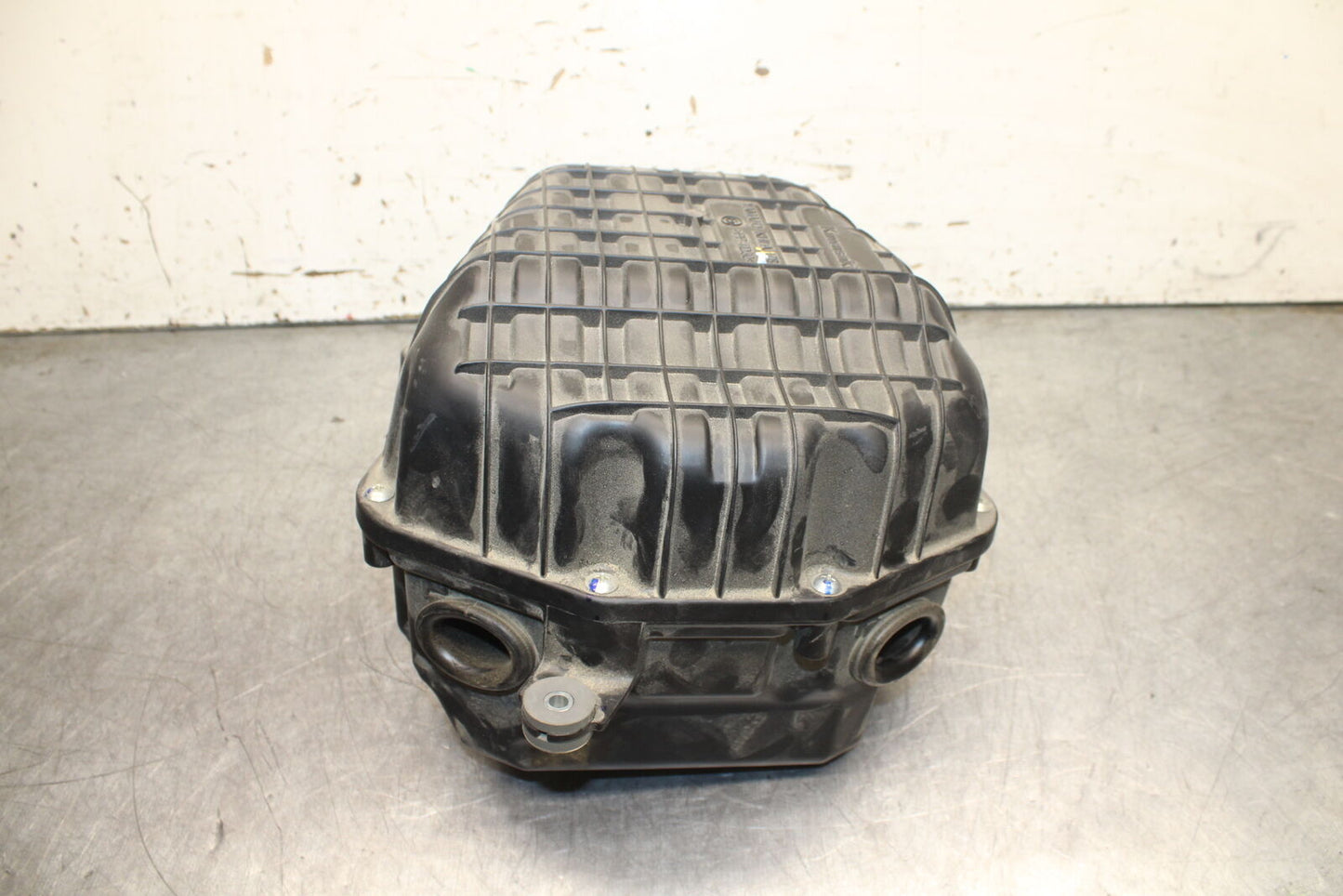 18-23 KAWASAKI NINJA 400 EX400 ABS AIRBOX AIR INTAKE FILTER BOX BB747