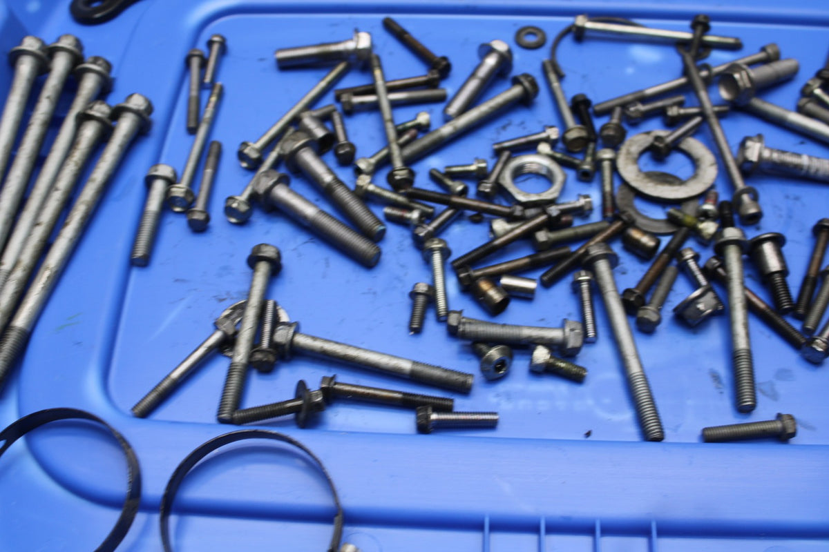 24 KAWASAKI NINJA 500 ABS ENGINE MOUNTING BOLTS HARDWARE MOTOR SCREWS BB818