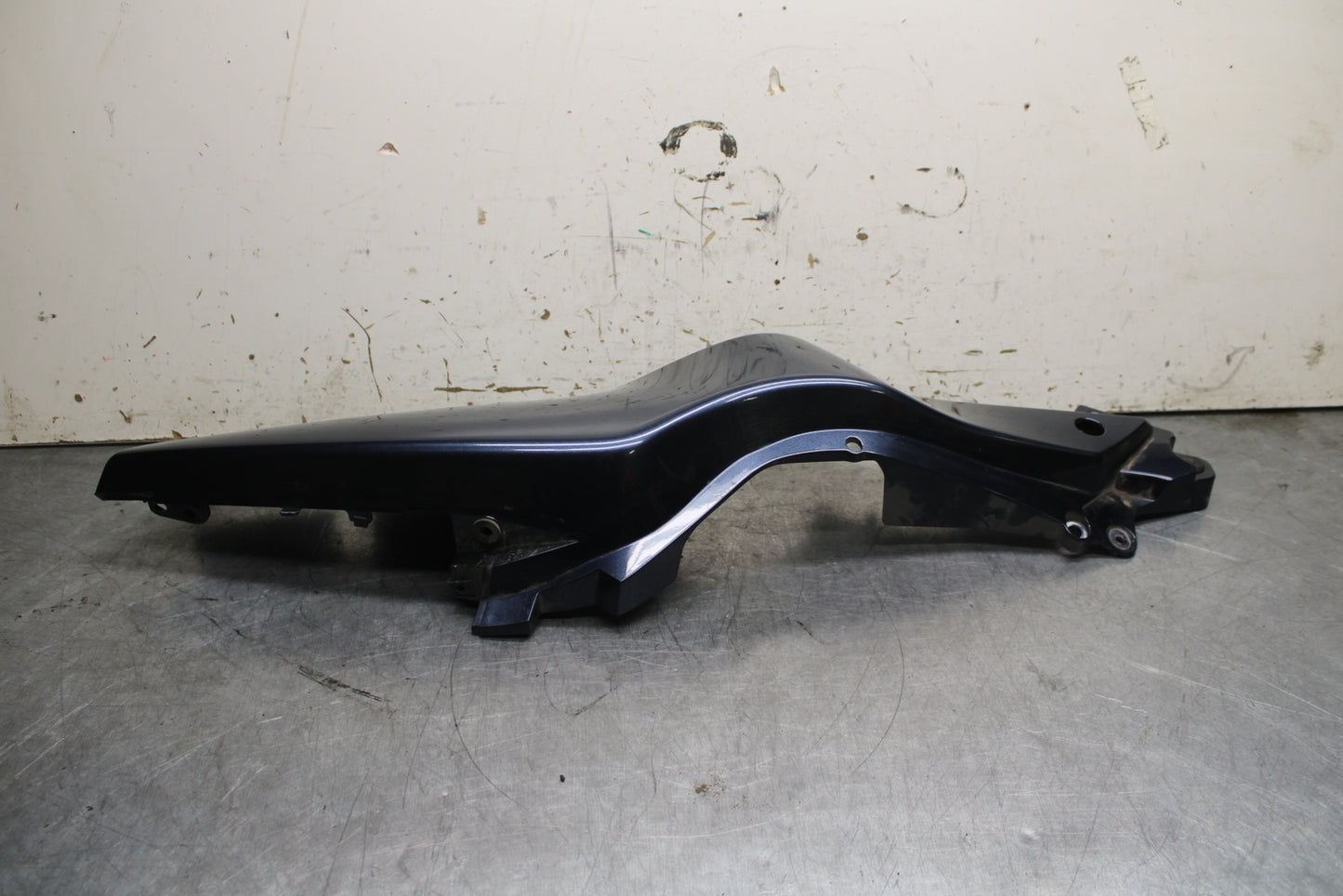 14 HONDA CTX1300A LEFT REAR BACK TAIL FAIRING COWL  BB732